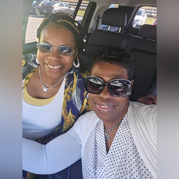 Aquarius season♒️ celebrating all Aquarius - Picture 6 of 8